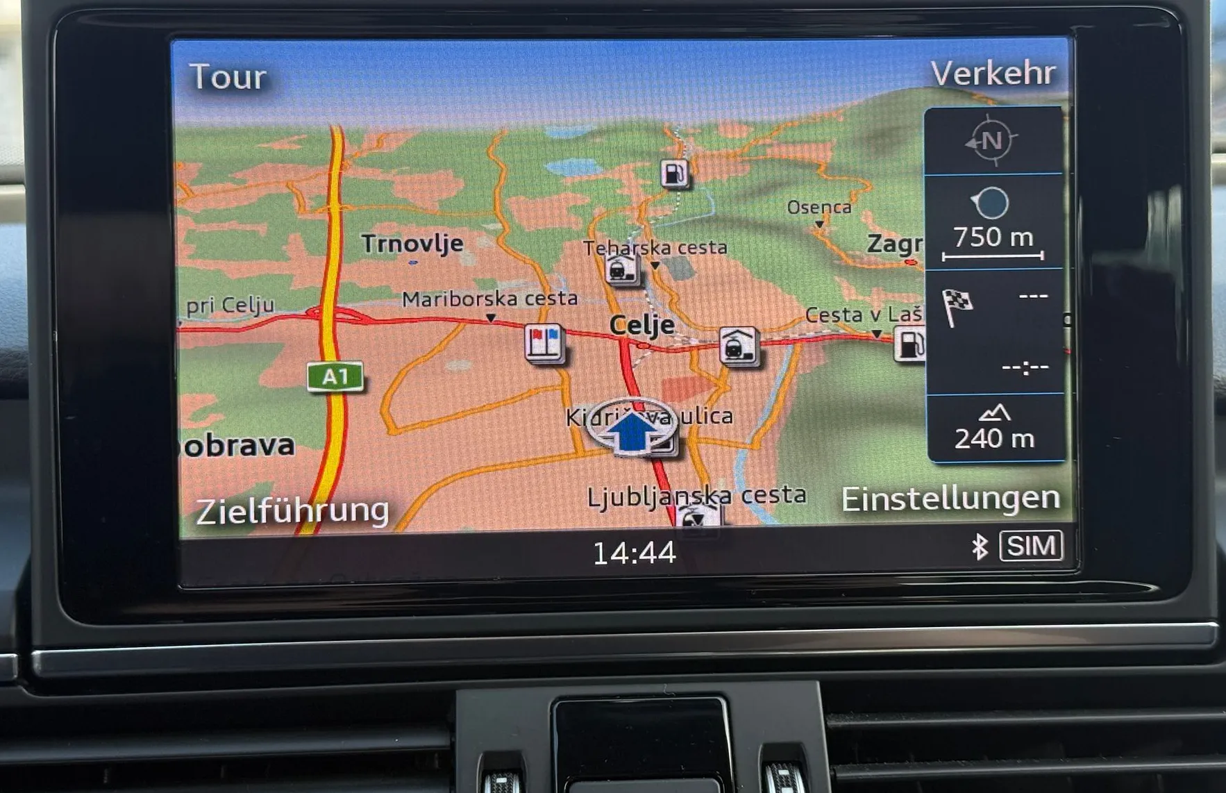Zunanja slika - Audi A6 - 3.0TDI 4X4 ŠIBEDAH-USNJE-ACC-NAVI-LED-WEBASTO-DE - 15