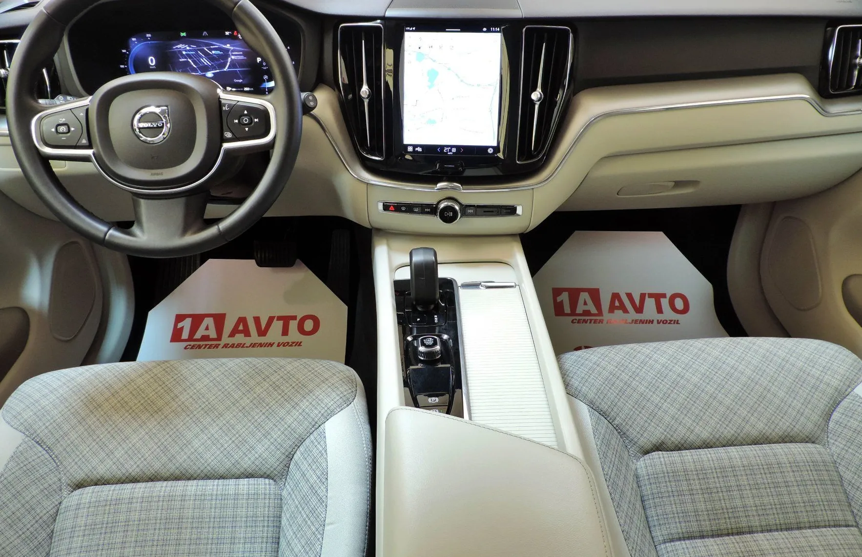 Zunanja slika - Volvo XC60 - B4D AWD  Avt. LED-VIRTUA - 13