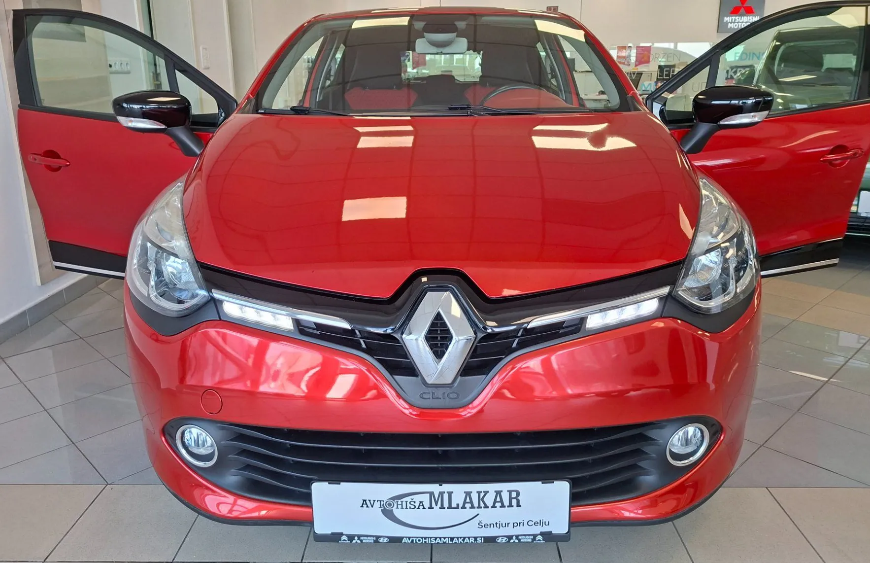 Zunanja slika - Renault Clio - TCe 90 Energy Expression Start Stop-LED-NAVI- - 6