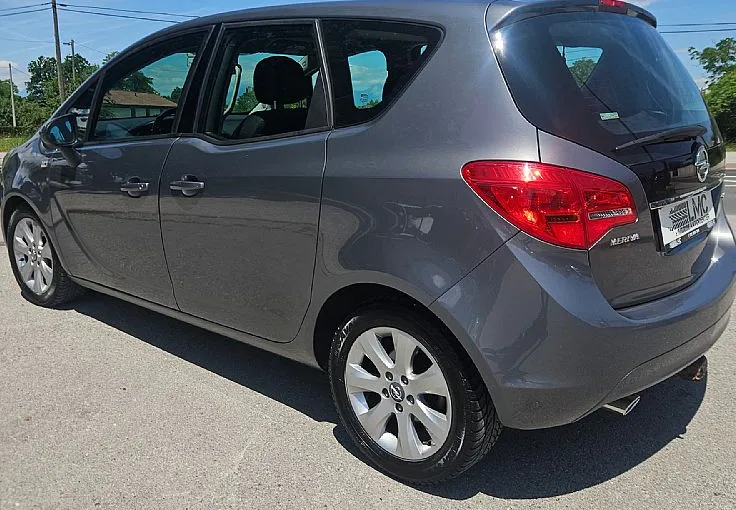 Zunanja slika - Opel Meriva - 1.6 CDTI 136ks °1.LASTNIK ° °COSMO° °6-PRESTAV° - 6