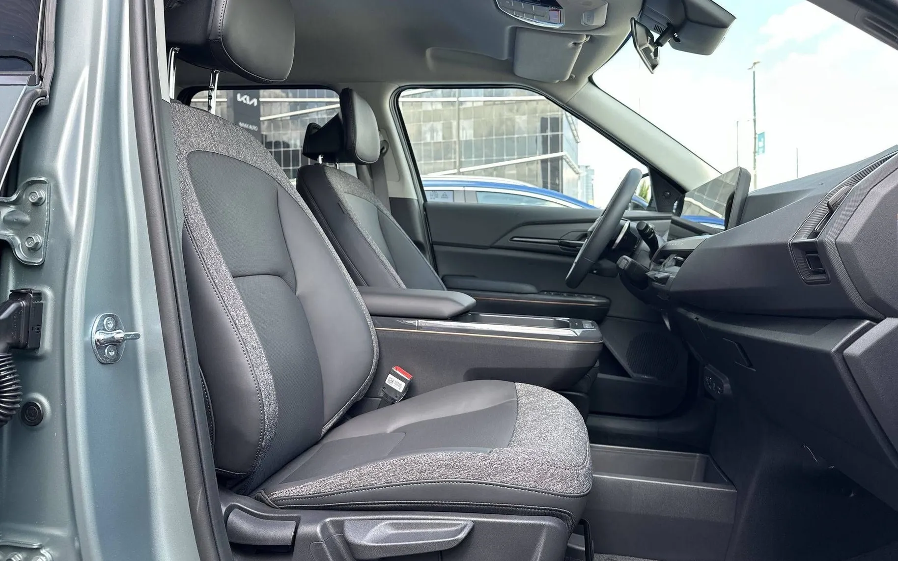 Notranja slika - KIA EV5 - Air - 20