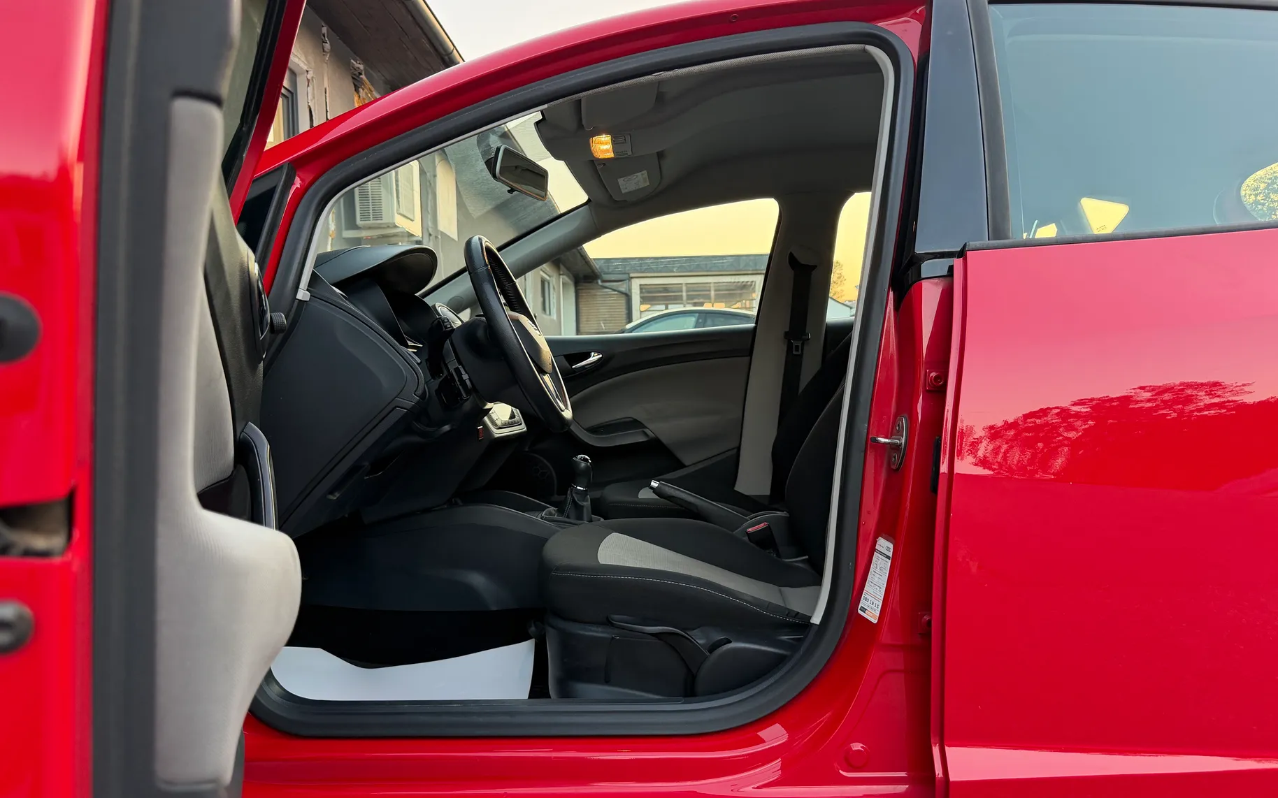 Zunanja slika - Seat Ibiza - 1.4 16V STYLE 2.LASTNIK 5 VRAT KLIMA SLO.VOZILO - 11