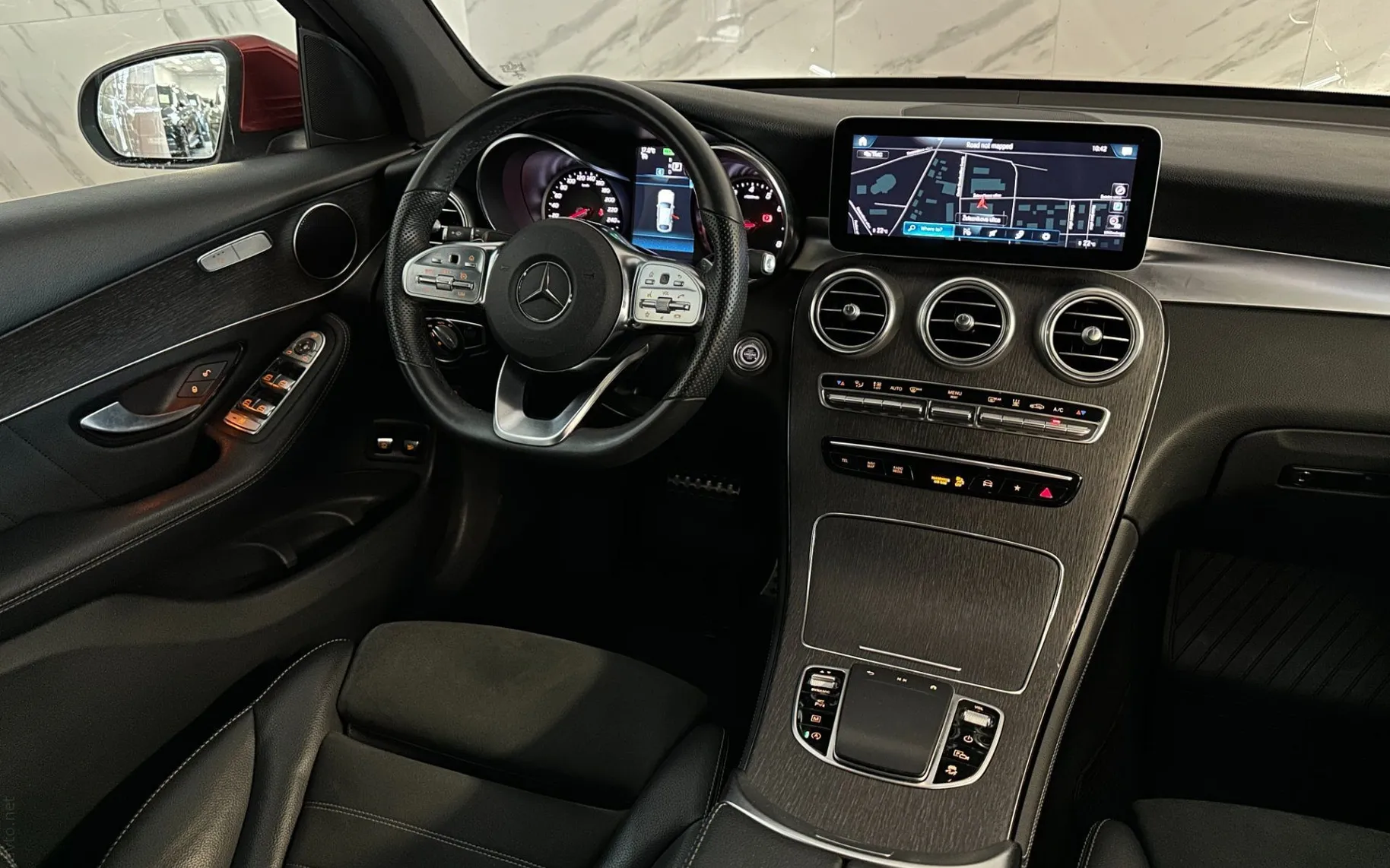 Notranja slika - Mercedes-Benz GLC coupe - 200|4Matic|AMG Line|Kljuka|Kamera|Webasto| - 10