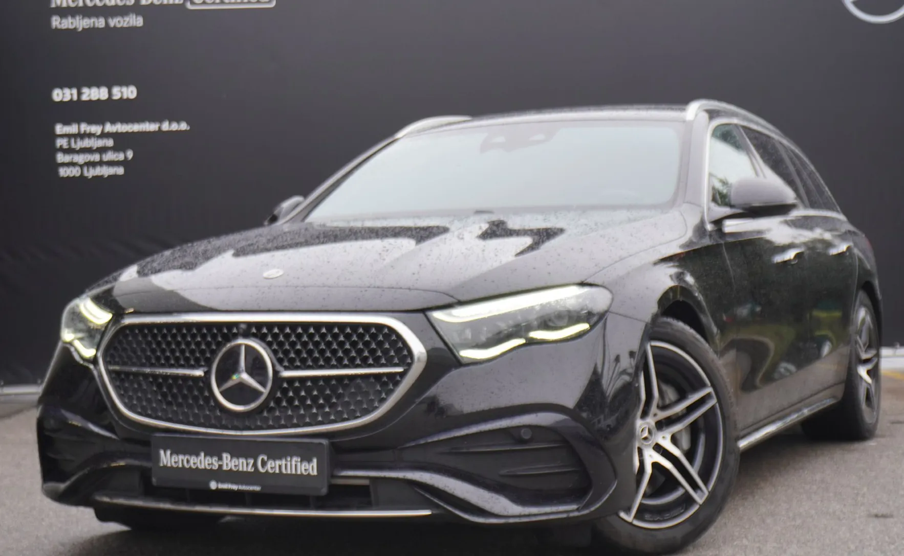 Zunanja slika - Mercedes-Benz E-Razred - E 300 e T AMG LINE - 3