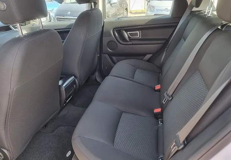 Zunanja slika - Land Rover Discovery Sport - 2.0 Td AUT. 4WD- ODLIČEN- HITRI KREDIT BREZ POLOG - 12