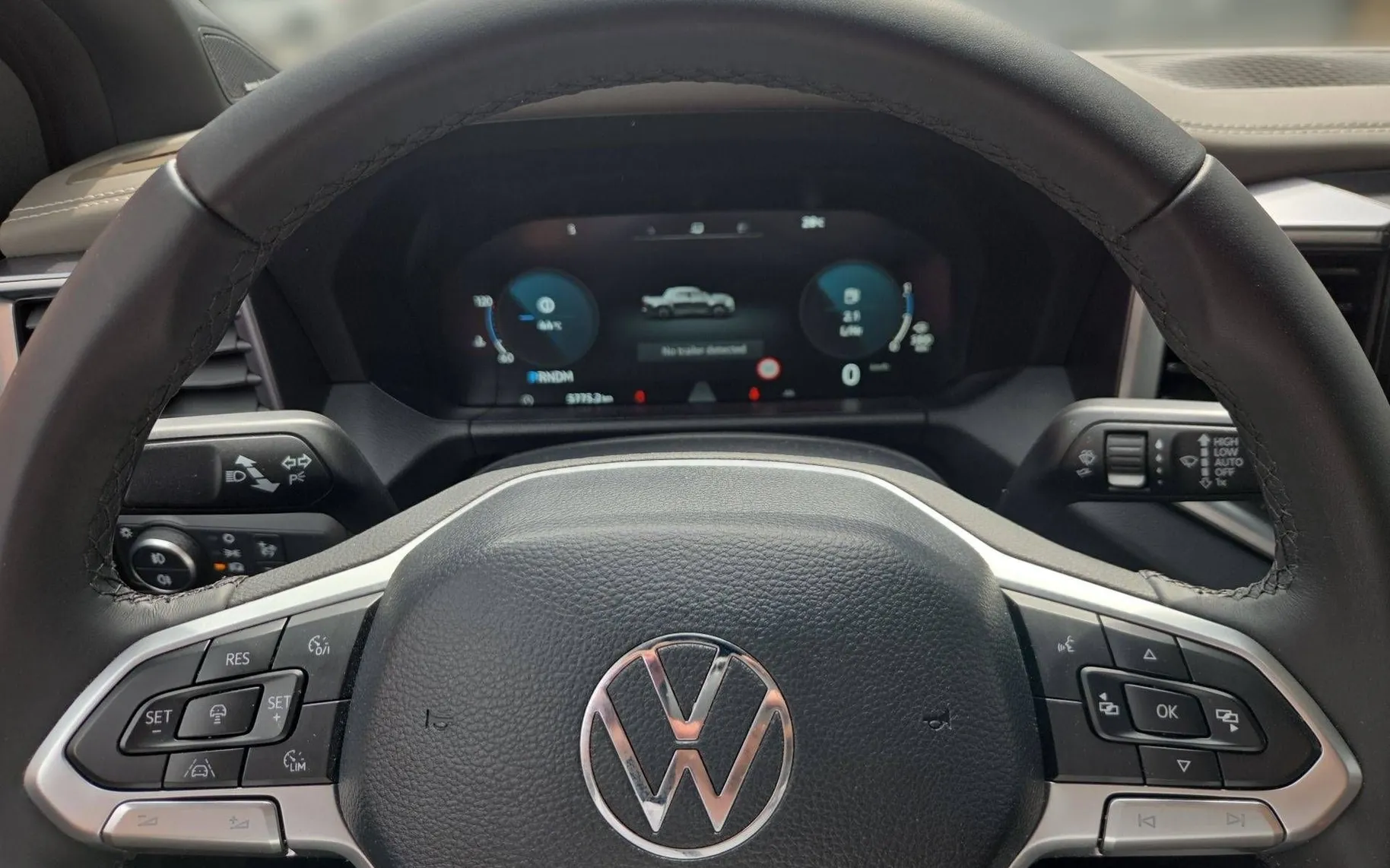 Notranja slika - Volkswagen Amarok - Aventura 3.0 TDI 4M Aut. 241KM... - 8