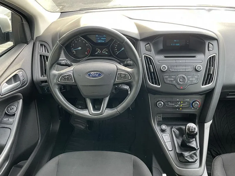 Zunanja slika - Ford Focus - Trend-1.0-ECOBOOST-LIMUZINA-SLO-1LASTNIK - 11