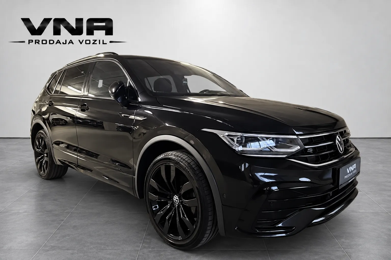 Zunanja slika - Volkswagen Tiguan Allspace - 4motion 2.0 TDI BMT R-Line DSG |VIRTUAL|KLJUKA|TOP - 3