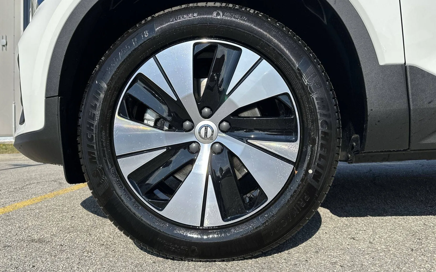 Notranja slika - Volvo XC40 - B3P Core Avt. - 9
