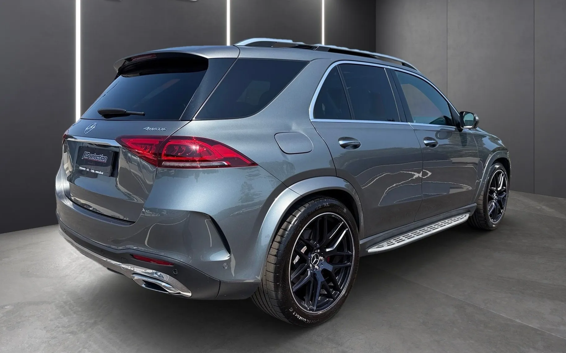 Zunanja slika - Mercedes-Benz GLE-Razred - GLE 350d 4MATIC AMG Line Panorama-Zračno-Kljuka - 3