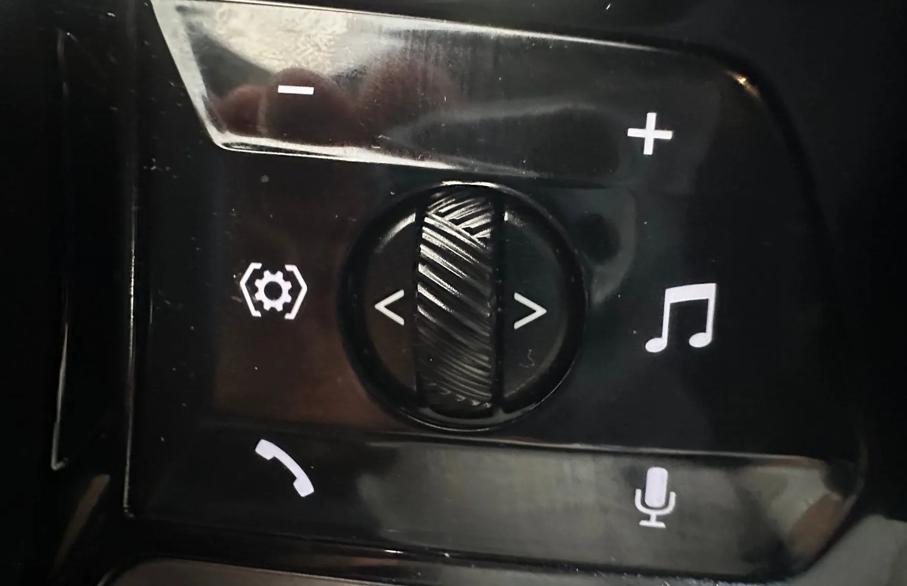 Zunanja slika - BMW i5 - eDrive40.LUKSENBURG.KAMERA.USNJE.LED-subvencija - 11