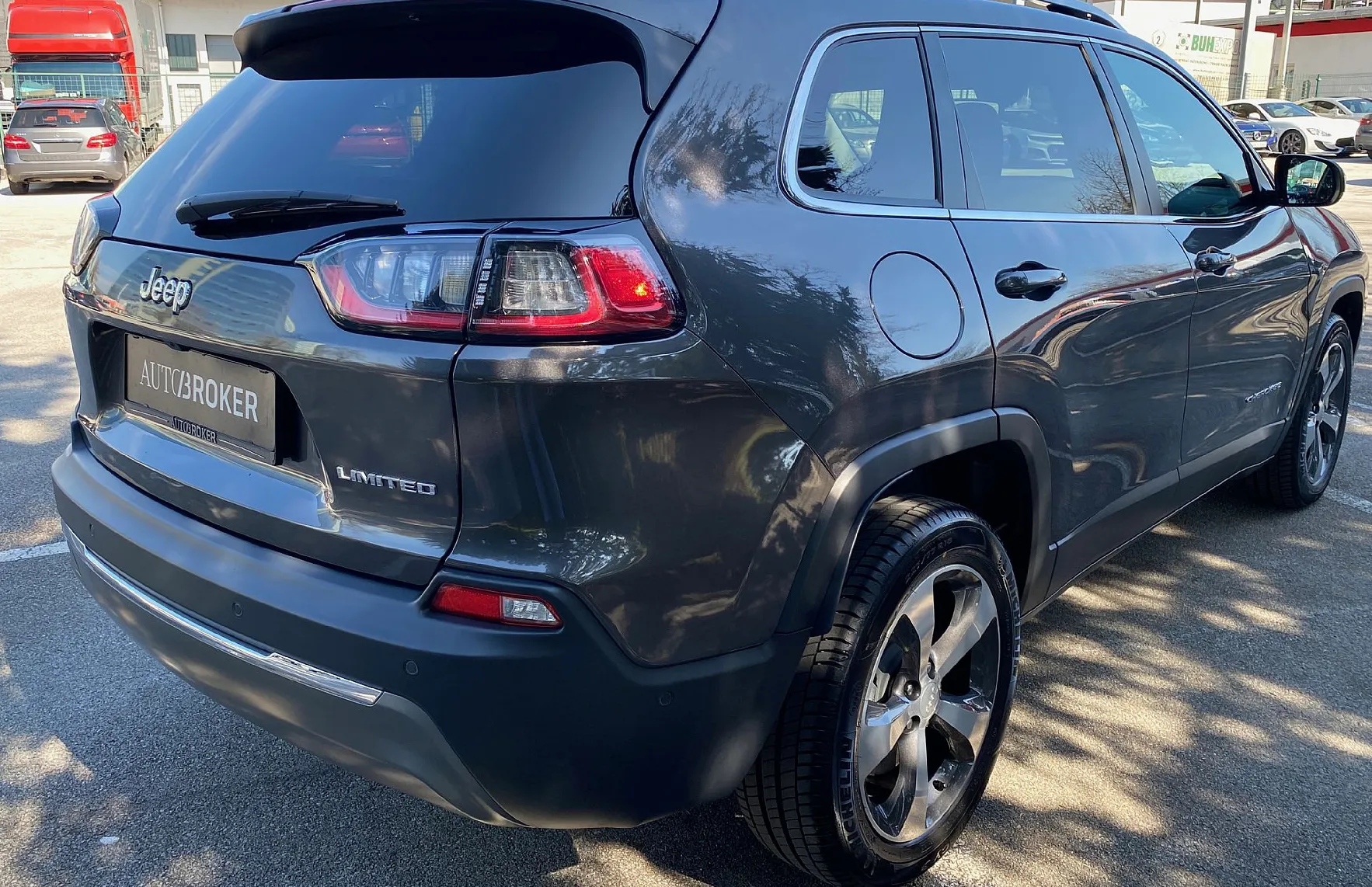 Zunanja slika - Jeep Cherokee - 2.2 MJ Limited ACC VENTsedeži  NAVI PDC KAM AKCIJA - 6