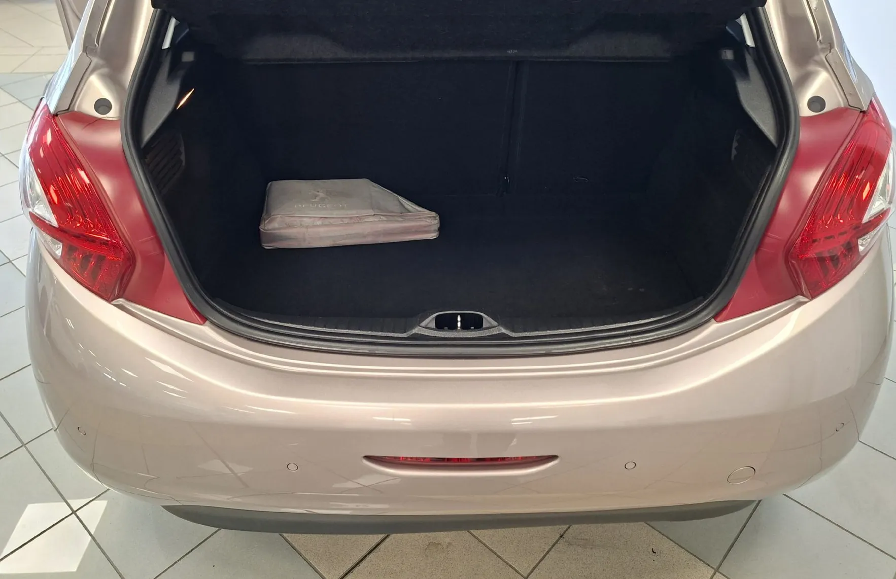 Zunanja slika - Peugeot 208 - ACTIVE 1.4-HITRI KREDIT-ODLIČEN- - 20