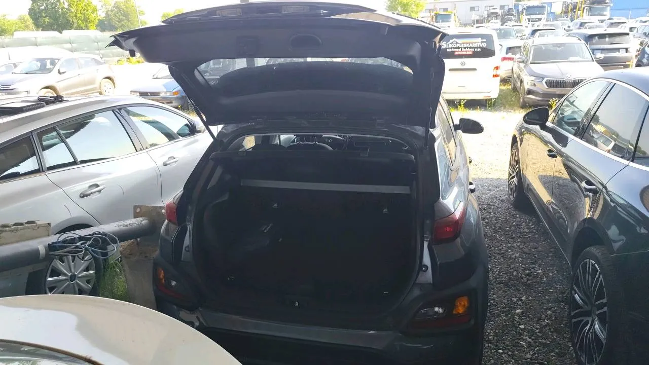 Notranja slika - Hyundai Kona - 1.6 / CRDi - 9