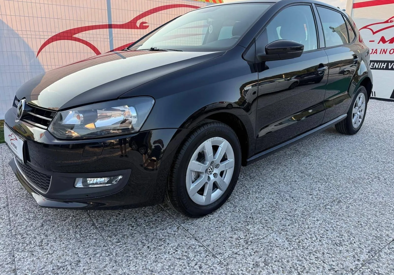 Zunanja slika - Volkswagen Polo - 1.6 TDI LIFE - 5