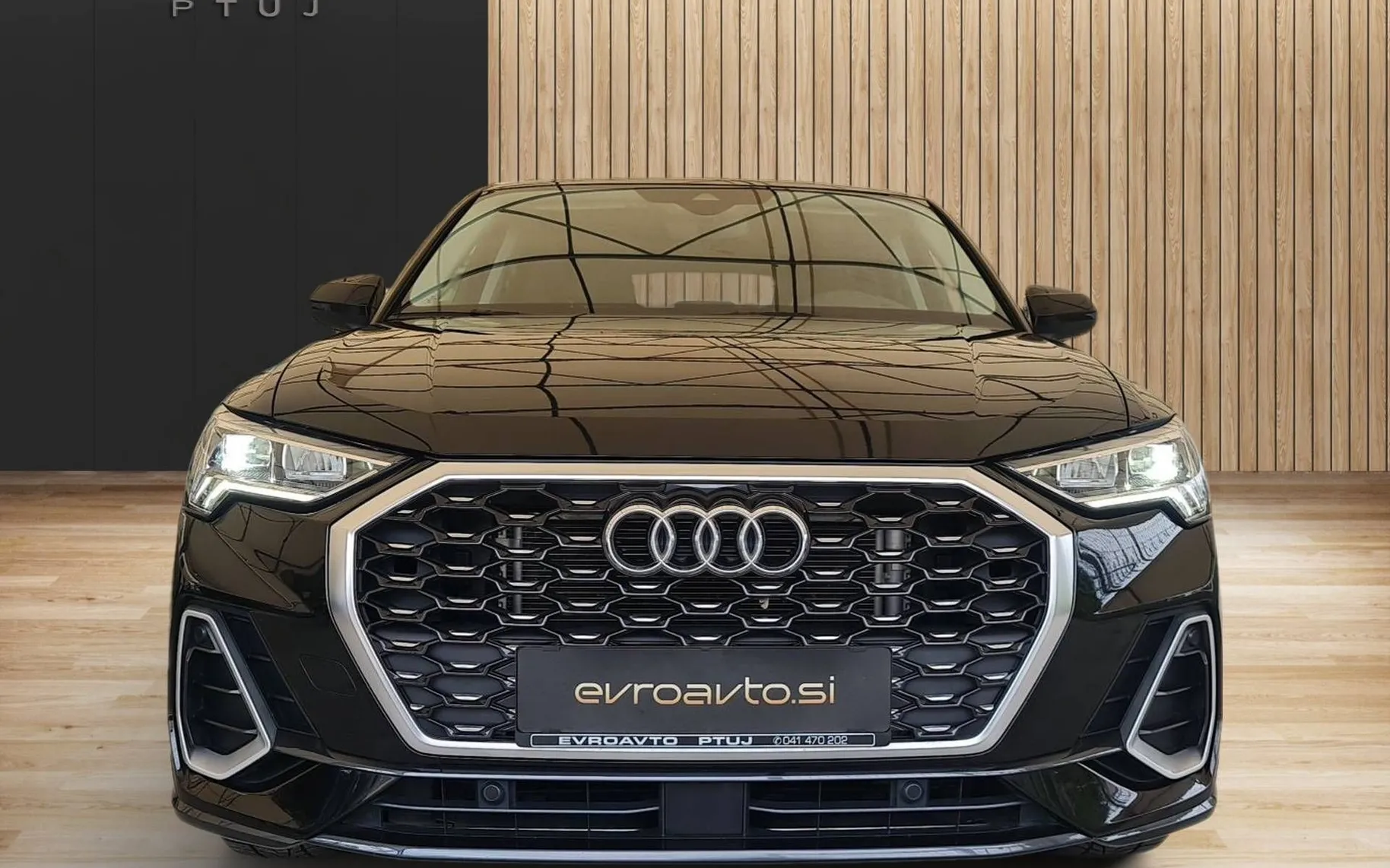 Zunanja slika - Audi Q3 Sportback - 35 TFSI S line S tronic  Matrix   Virtual   Kamera - 2