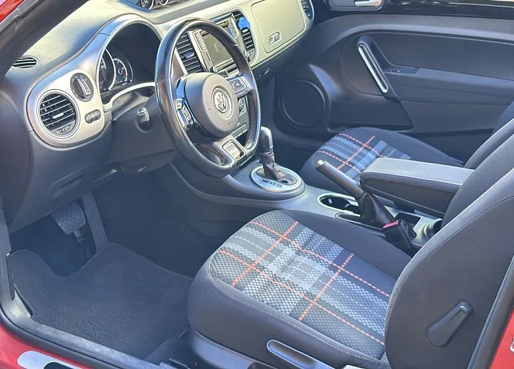 Zunanja slika - VW Beetle - 2.0 TDI Cabrio avt. Club 110  150 - 5