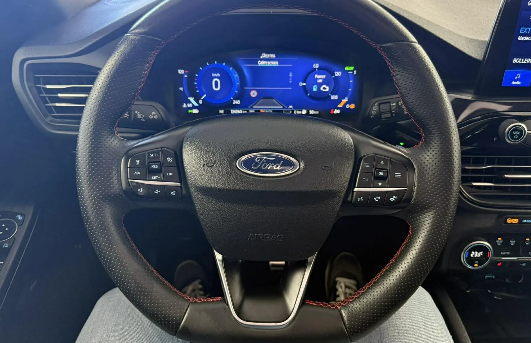Zunanja slika - Ford Kuga - 2.5 Duratec PHEV ST-Line CVT KAMERA.NAVI.LED.ALU. - 19