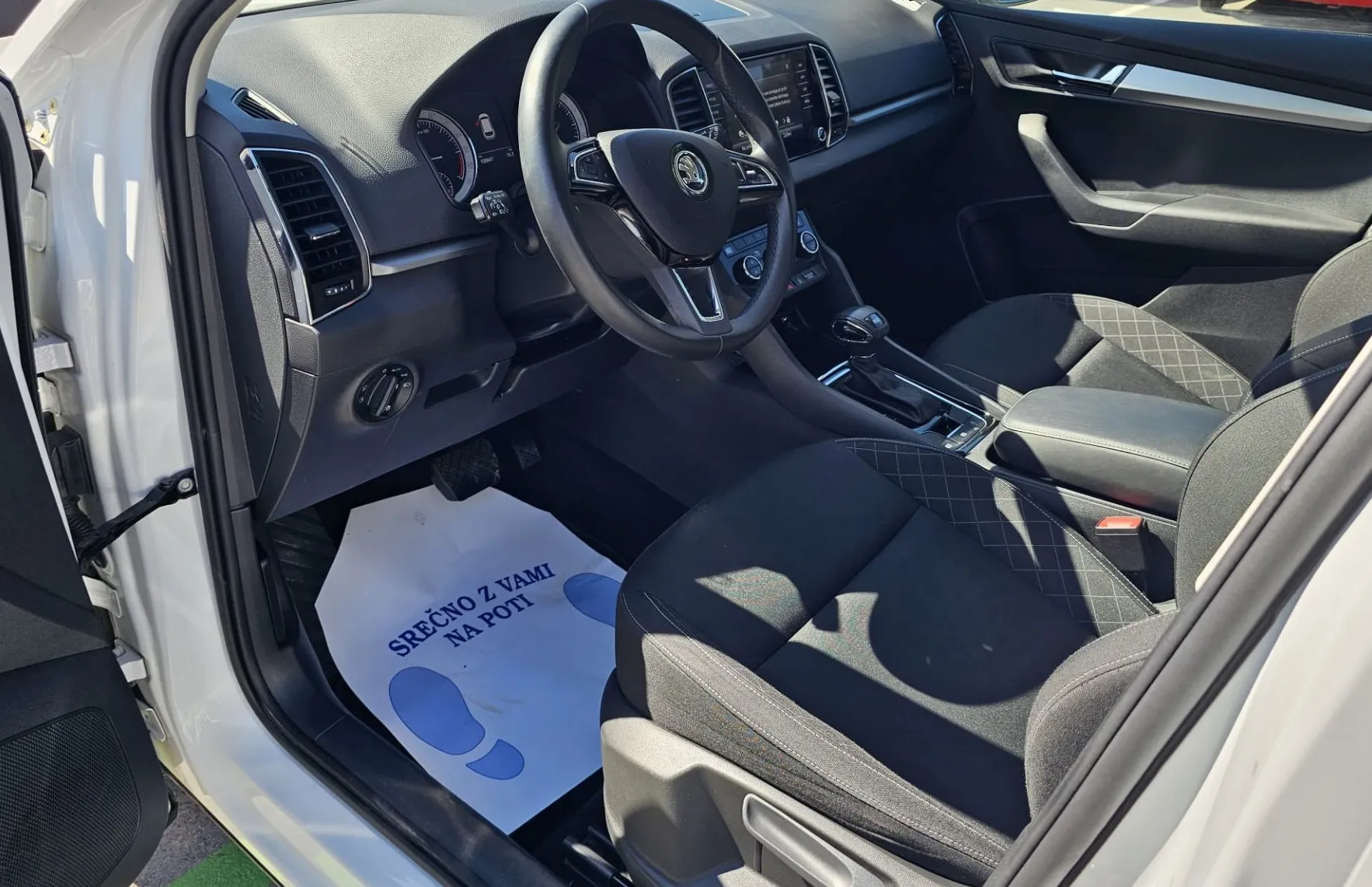 Zunanja slika - Škoda Karoq - Style 1.6 TDI DSG|FULED|ALU|ASSIS.|NAVI|2xPDC| - 7