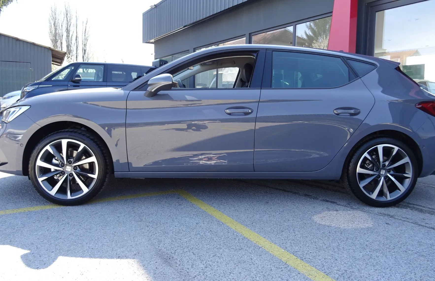 Zunanja slika - Seat Leon - 1.5 TSI 85KW FR - VLEČNA KLJUKA - - 3