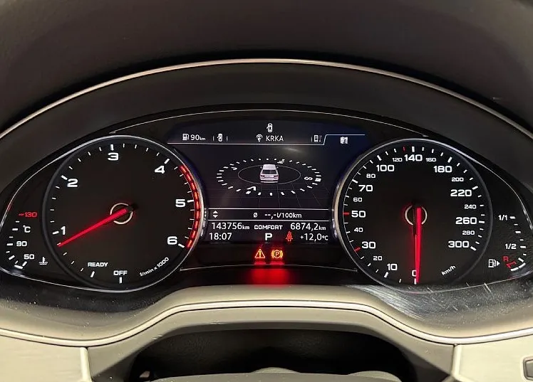 Zunanja slika - Audi Q7 - ultra 3.0 TDI quattro - PANOR - KLJUKA - NAVI -LED - 18