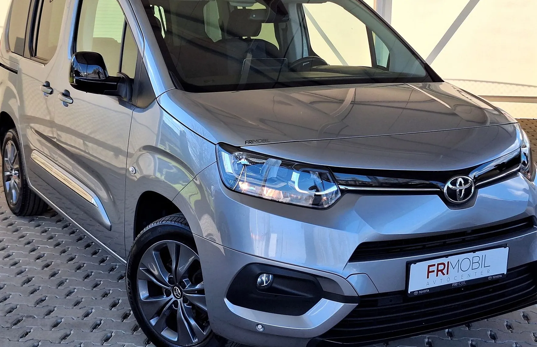 Zunanja slika - Toyota Proace - City Verso 1.5 D Family Pack - 2