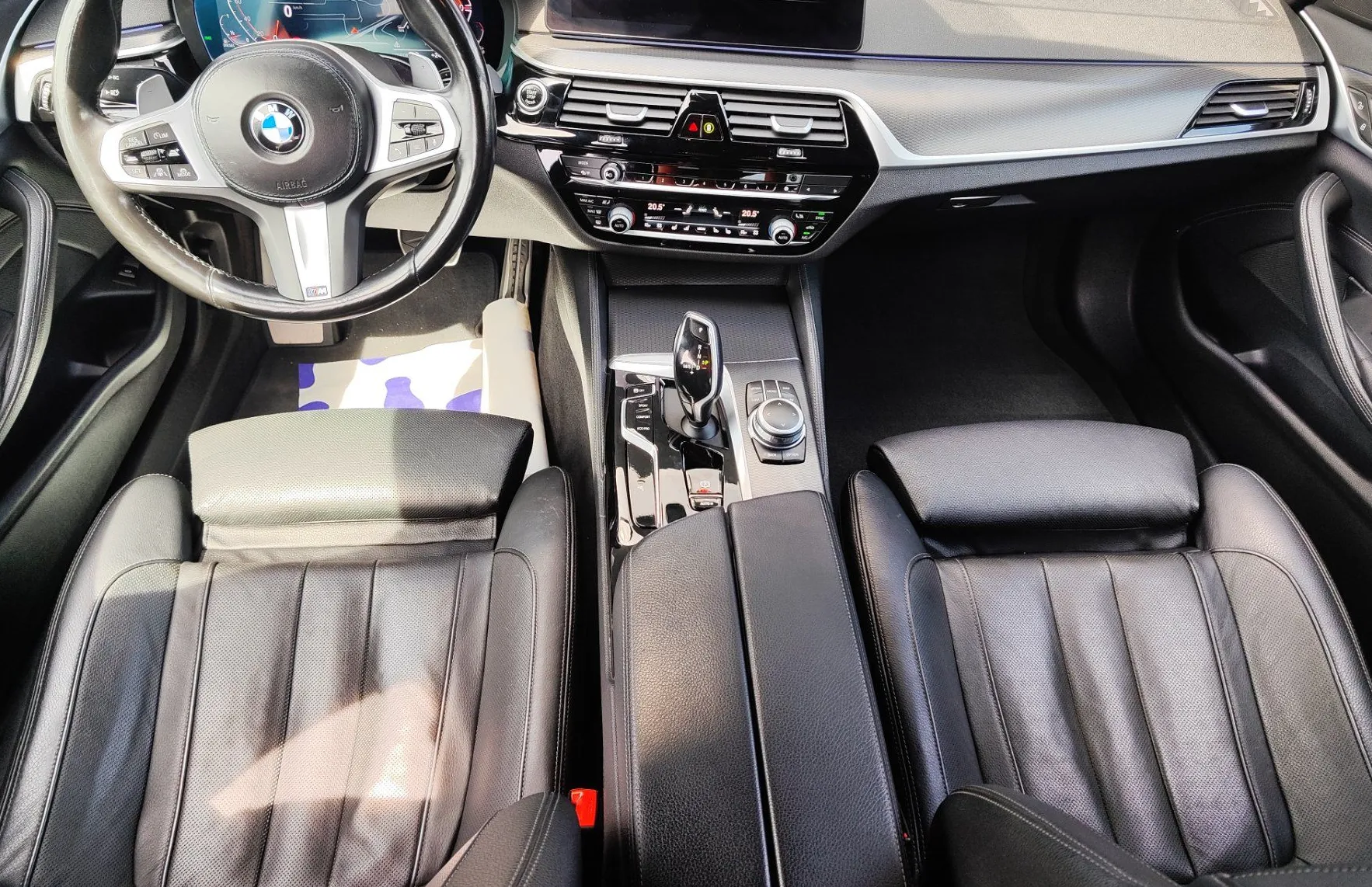 Zunanja slika - BMW Serija 5 - : 520d Avt.M-PAKET HEAD UP HLAJENJE KAMERA KEYLESS - 10