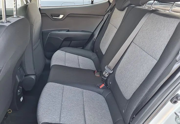 Zunanja slika - KIA Stonic - 1.2 LX Urban+ M T - 9