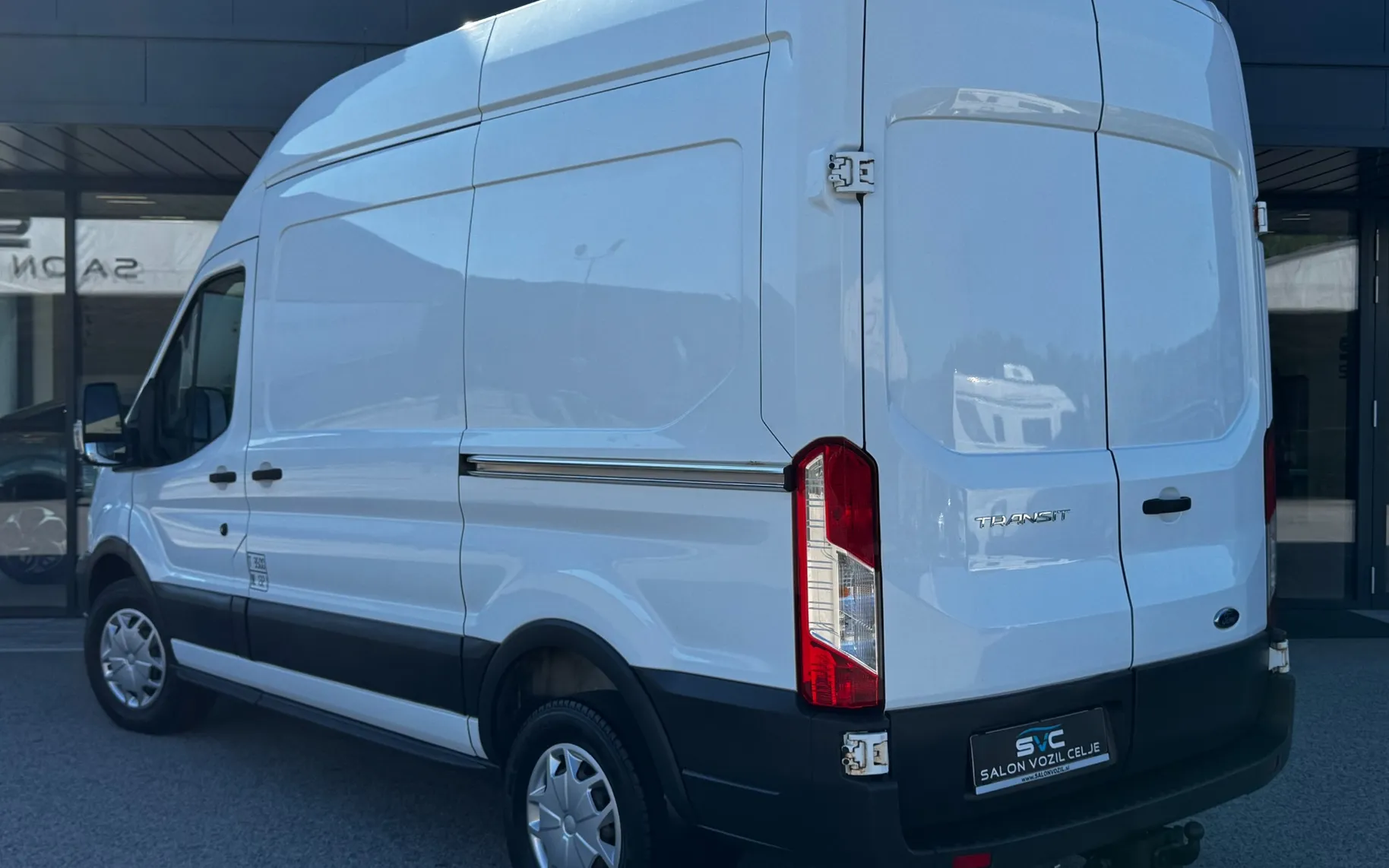 Zunanja slika - Ford Transit - Furgon 350 L2H2 2,2 TDCi Trend - 7