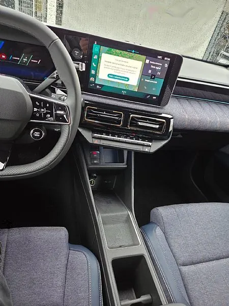 Zunanja slika - Renault 4 E-Tech Electric - Techno EV52 150 Comfort Range+Harman Kardon - 17