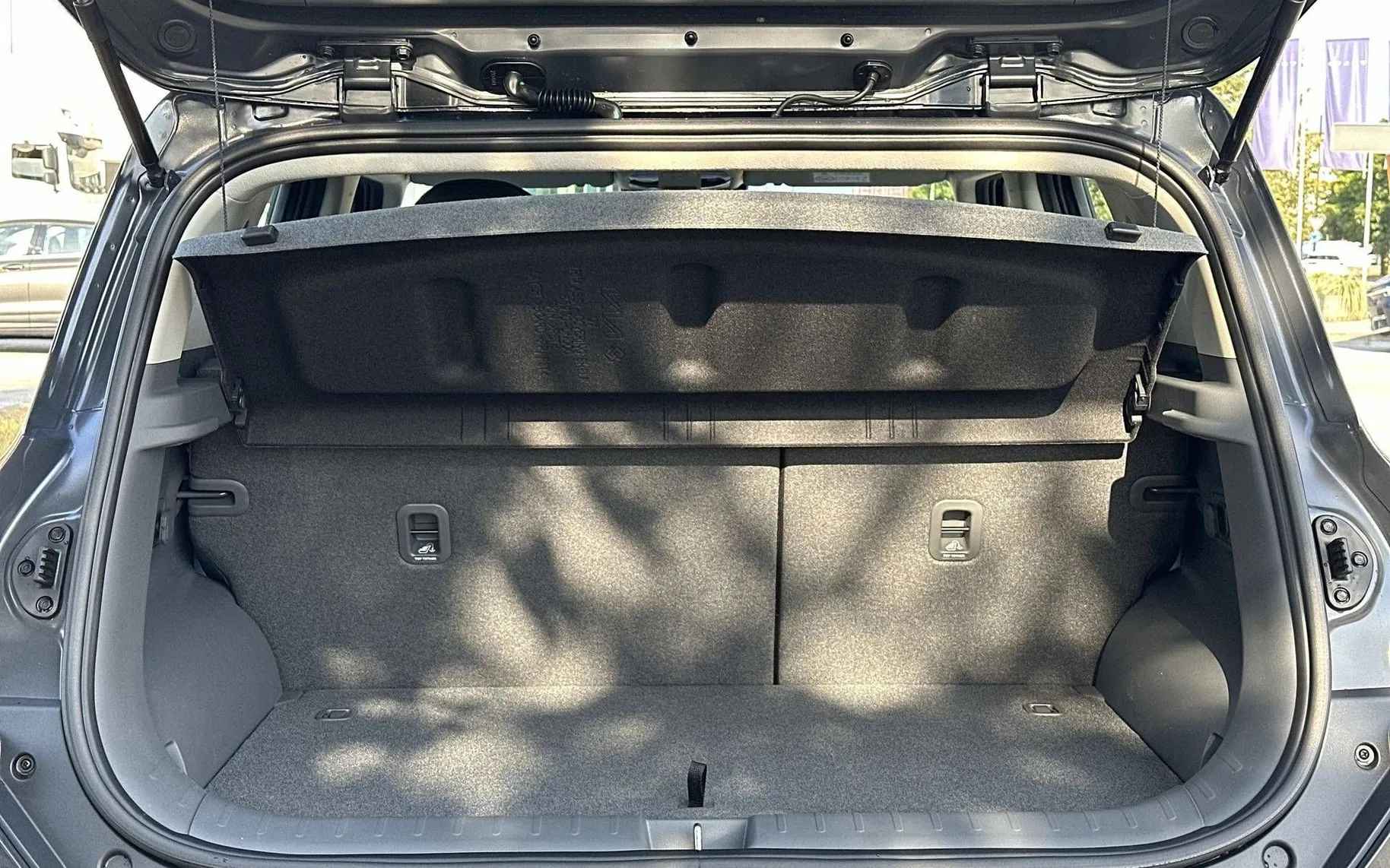 Notranja slika - KIA EV2 - 42.2 kWh Air - 12