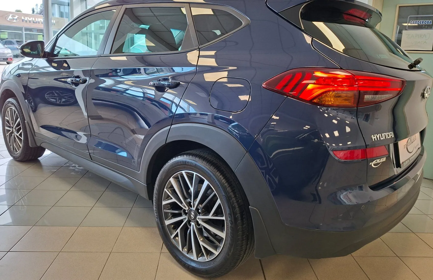 Zunanja slika - Hyundai Tucson - 1.6 GDI PREMIUM-SLO-1.LAST.-LED-NAVI-KAMERA- - 3