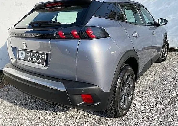 Zunanja slika - Peugeot 2008 - Active P.1.2 100KM- LED LUČI-KAMERA+JAMSTVO - 7