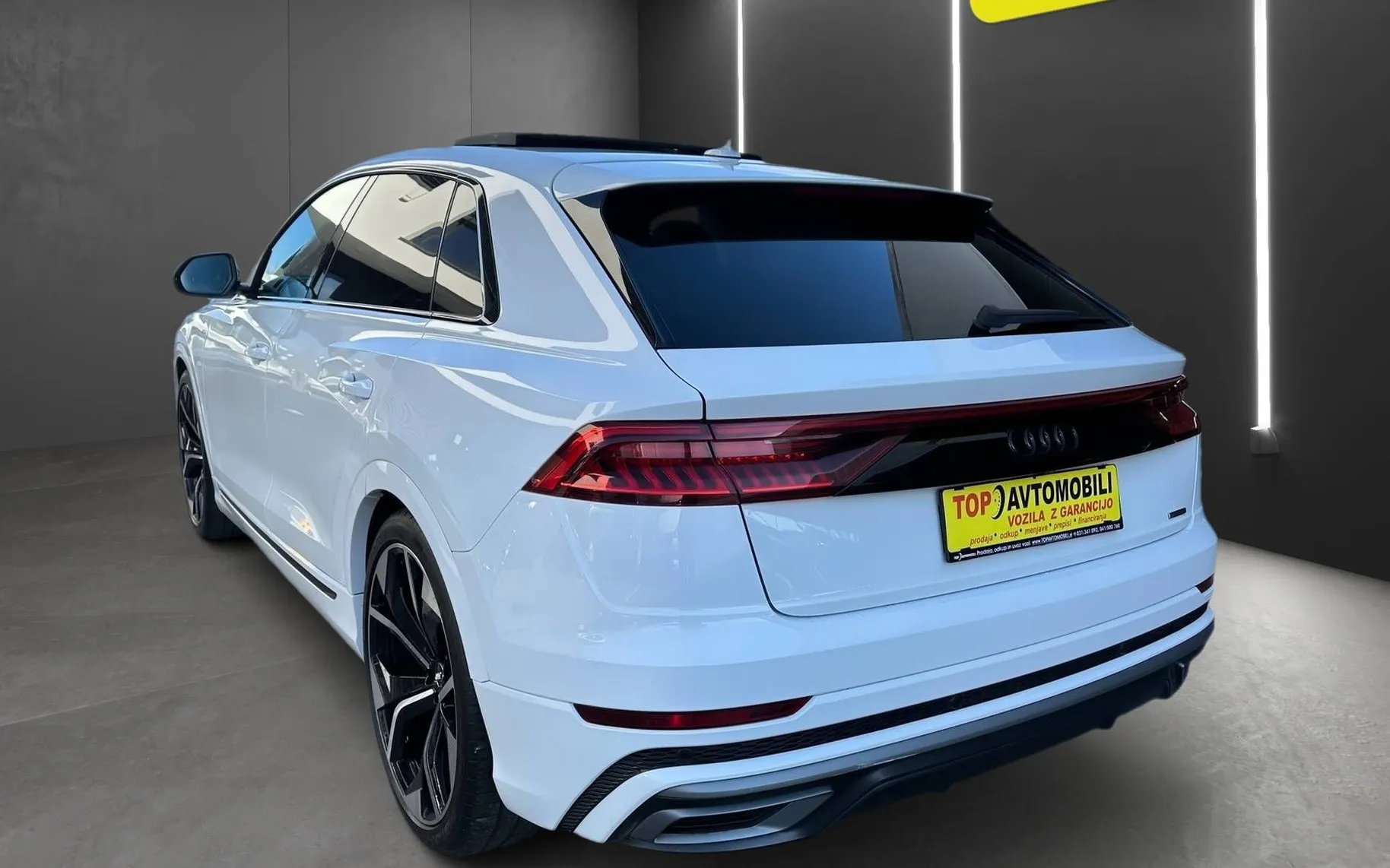 Zunanja slika - Audi Q8 - 50 TDI Q. S LINE ZRAČNO MATRIX PANO VIRTUAL RADAR - 6