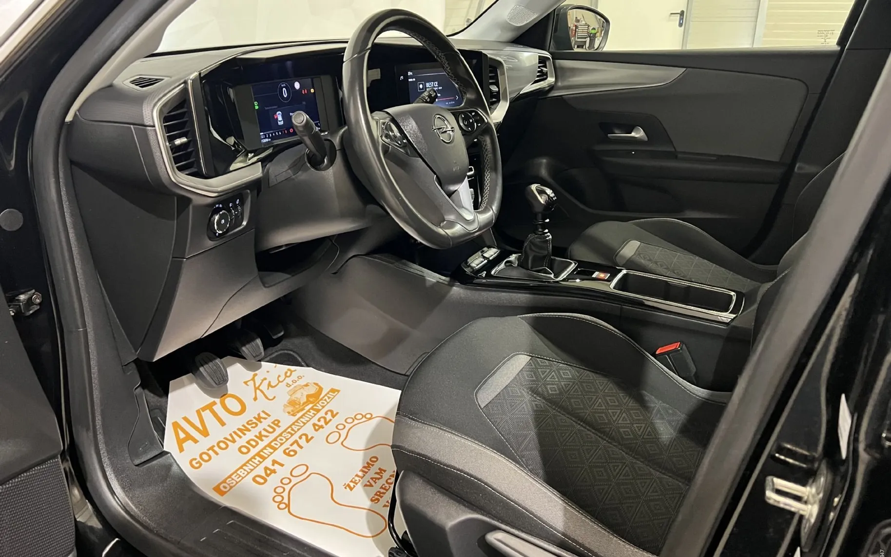 Notranja slika - Opel Mokka - 1.2 TURBO-VIRTUAL-ACC-LED-KAMERA-PDC-TEMPOMAT-ALU. - 9
