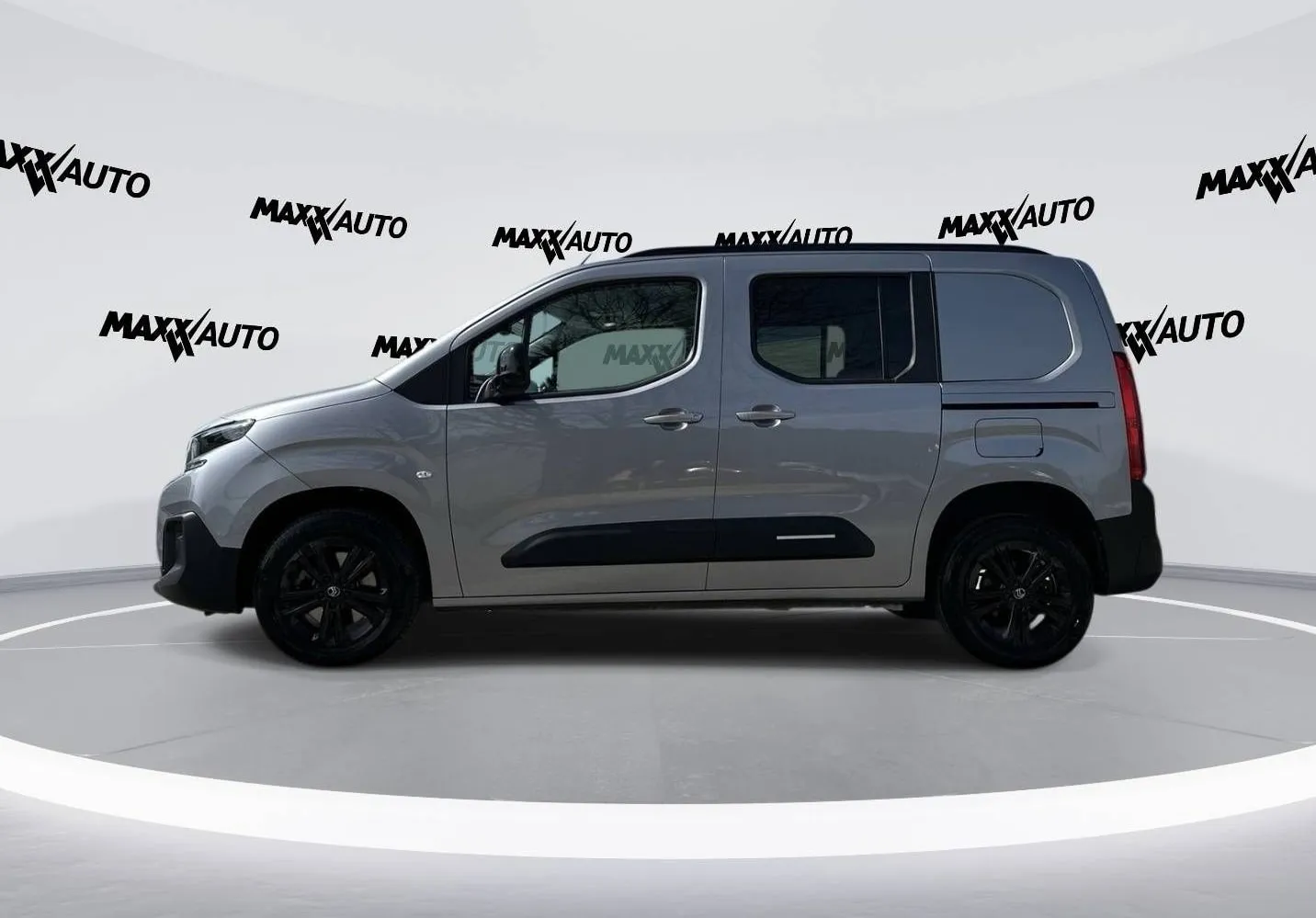 Notranja slika - Citroën Berlingo - 1.5 BlueHDI 130 S S Max MT... - 8