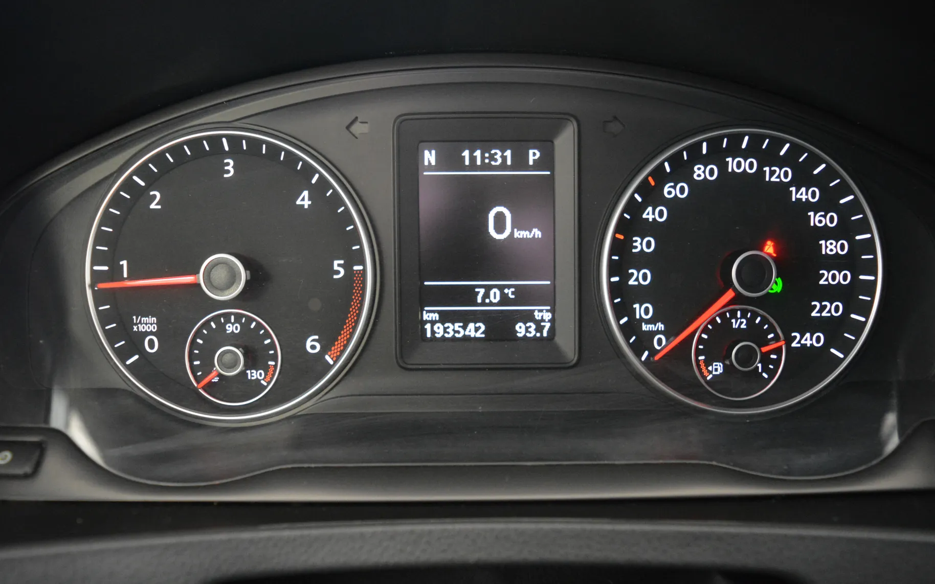 Zunanja slika - Volkswagen California - T5.1 Beach DSG-KLJUKA-WEBASTO - 21