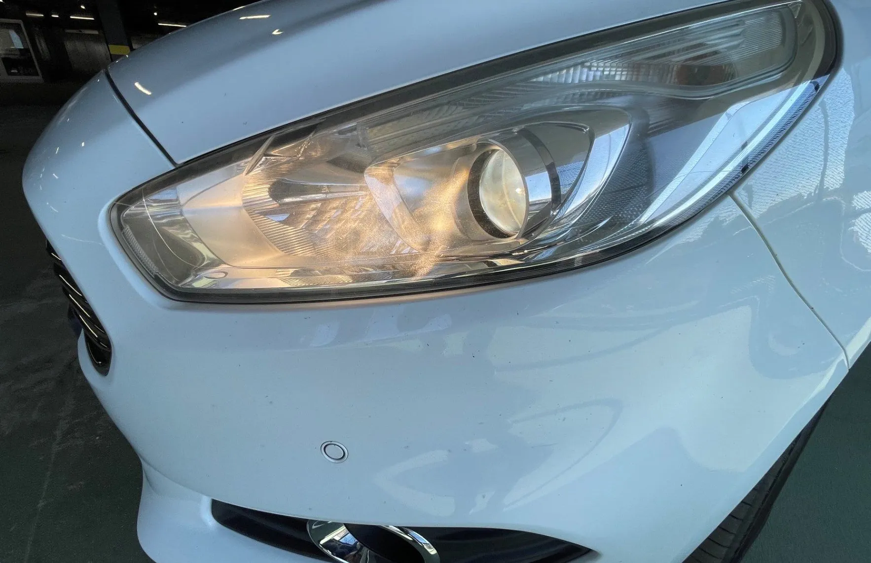 Zunanja slika - Ford S-MAX - 2.0 TDCi  Powershift NAVI.PDC.KAMERA.OGR.SEDEŽ - 6