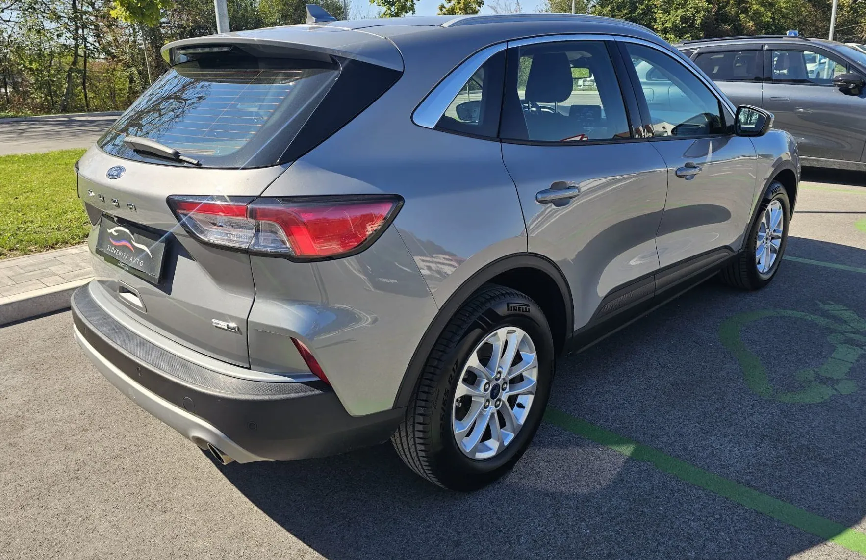 Zunanja slika - Ford Kuga - 2.0 TdCi 150 Titanium|FULED|ALU|2xPDC|NAVI|Multifu - 4
