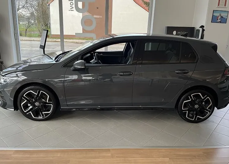 Zunanja slika - VW Golf - 1.5 eTSI avt. 4JOY 85  116 - 2