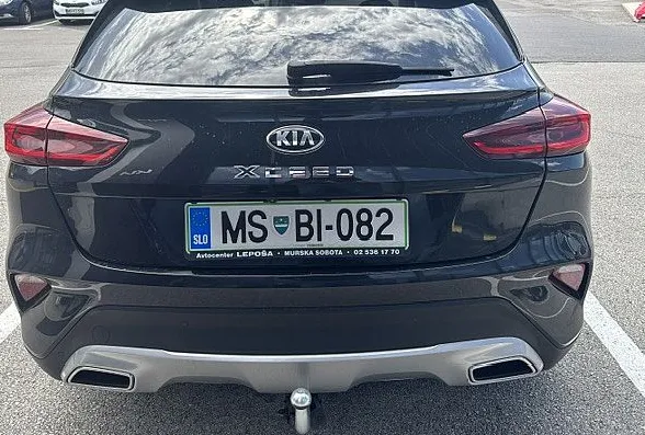 Zunanja slika - KIA XCeed - 1.5 T-GDI. EX WAY - DIGITALNI ŠTEVCI. 1.LASTNIK. . - 5