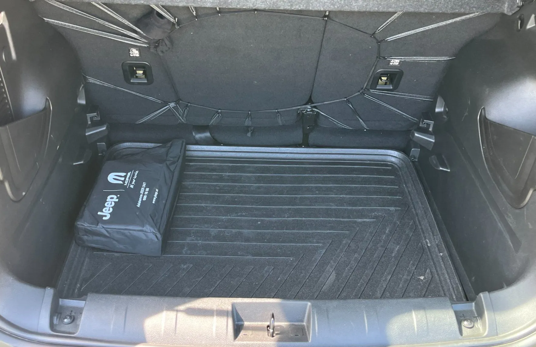 Zunanja slika - Jeep Renegade - 1.5 T4 e-Hybrid Altitude LED. ACC. VZR KAM. PDC - 8