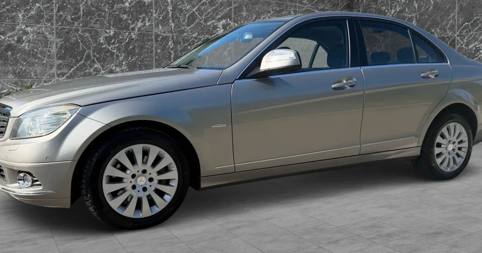 Zunanja slika - Mercedes-Benz C-Razred - 220CDI Elegance AVT. SLO 1.LASTNIK XENON PDC ALU - 5