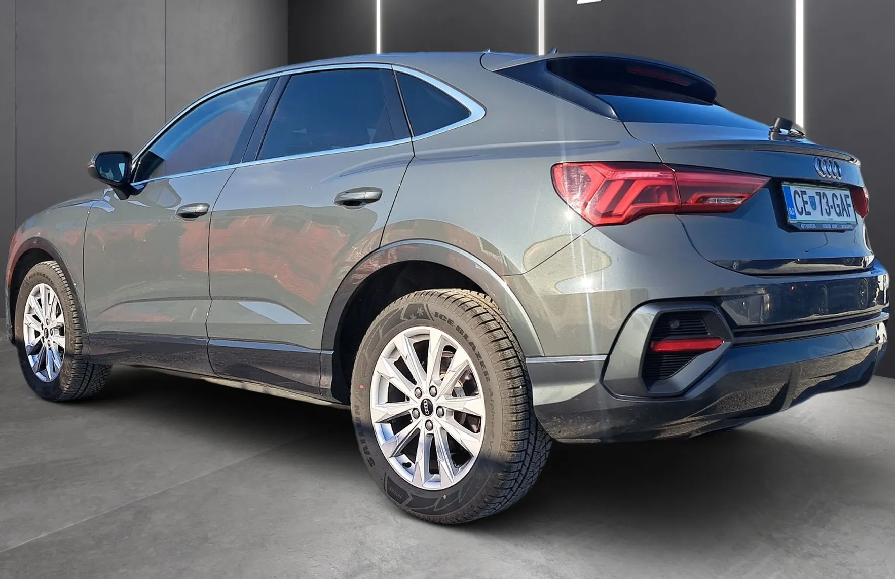 Zunanja slika - Audi Q3 - Sportback 35 TDI S tronic - 4