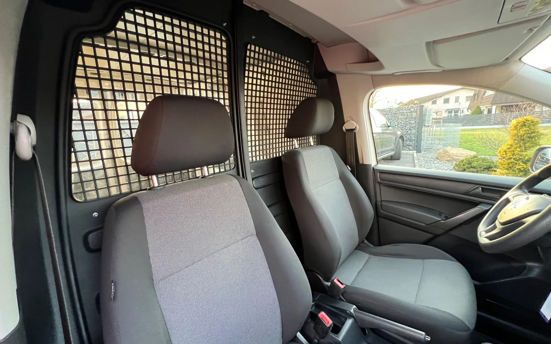 Zunanja slika - Volkswagen Caddy - 2,0 TDI Comfortline - 20