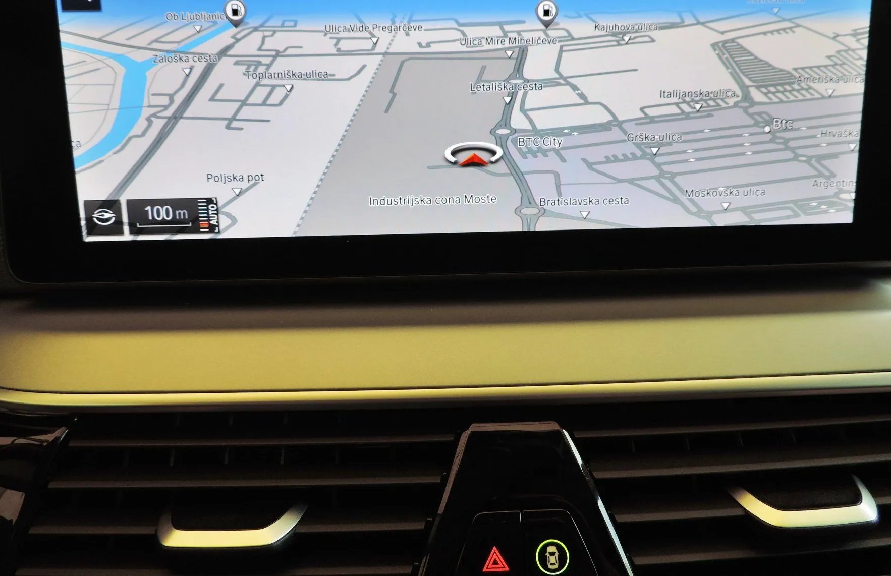 Zunanja slika - BMW Serija 5 - : 520i Avt. USNJE-360 KAMERA-HEAD UP…… - 15