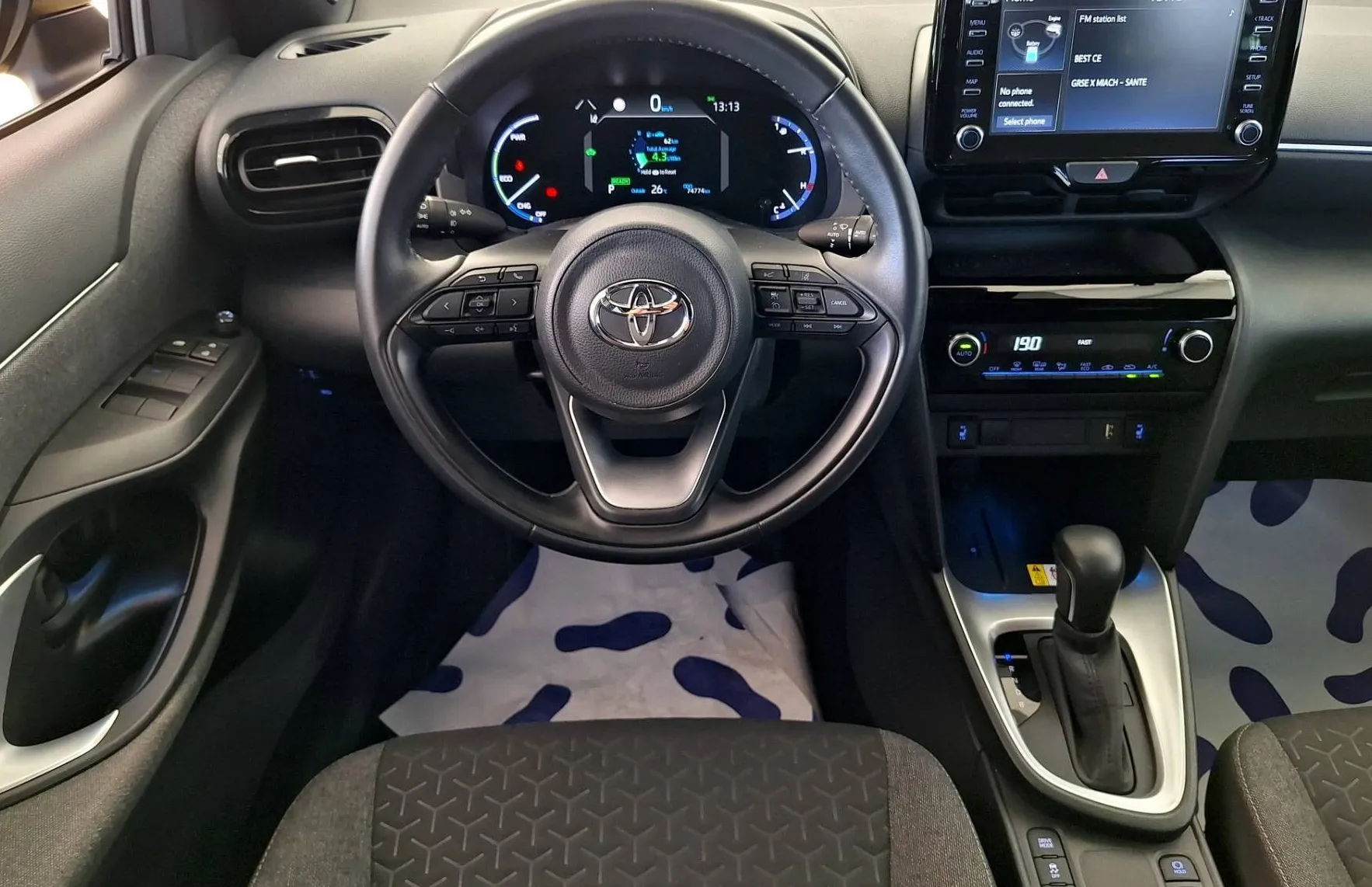 Zunanja slika - Toyota Yaris Cross - Hybrid 1.5 VVT-i Sport Assist Bi-Tone•1.LASTNIK•.. - 13