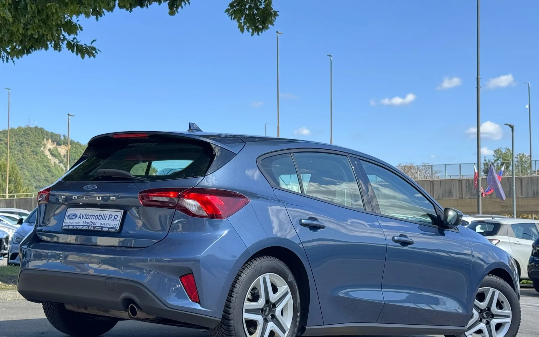 Zunanja slika - Ford Focus - 1.0 ECOBOOST 125KM CONNECTED FULL LED ZIMSKI PAKET - 7
