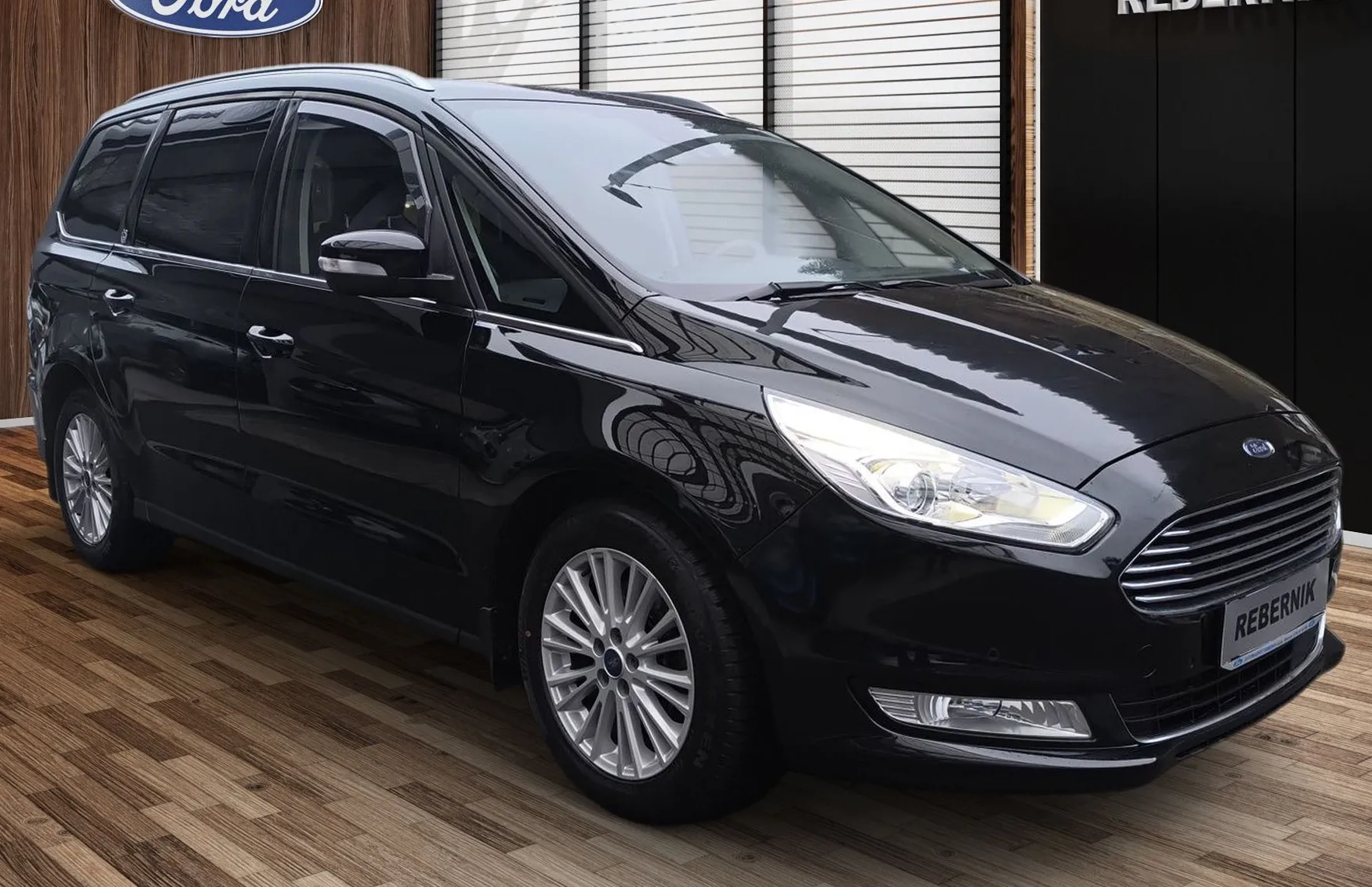 Zunanja slika - Ford Galaxy - 2.0 EcoBlue 150PS FWD Titanium-PANORAMA - 2