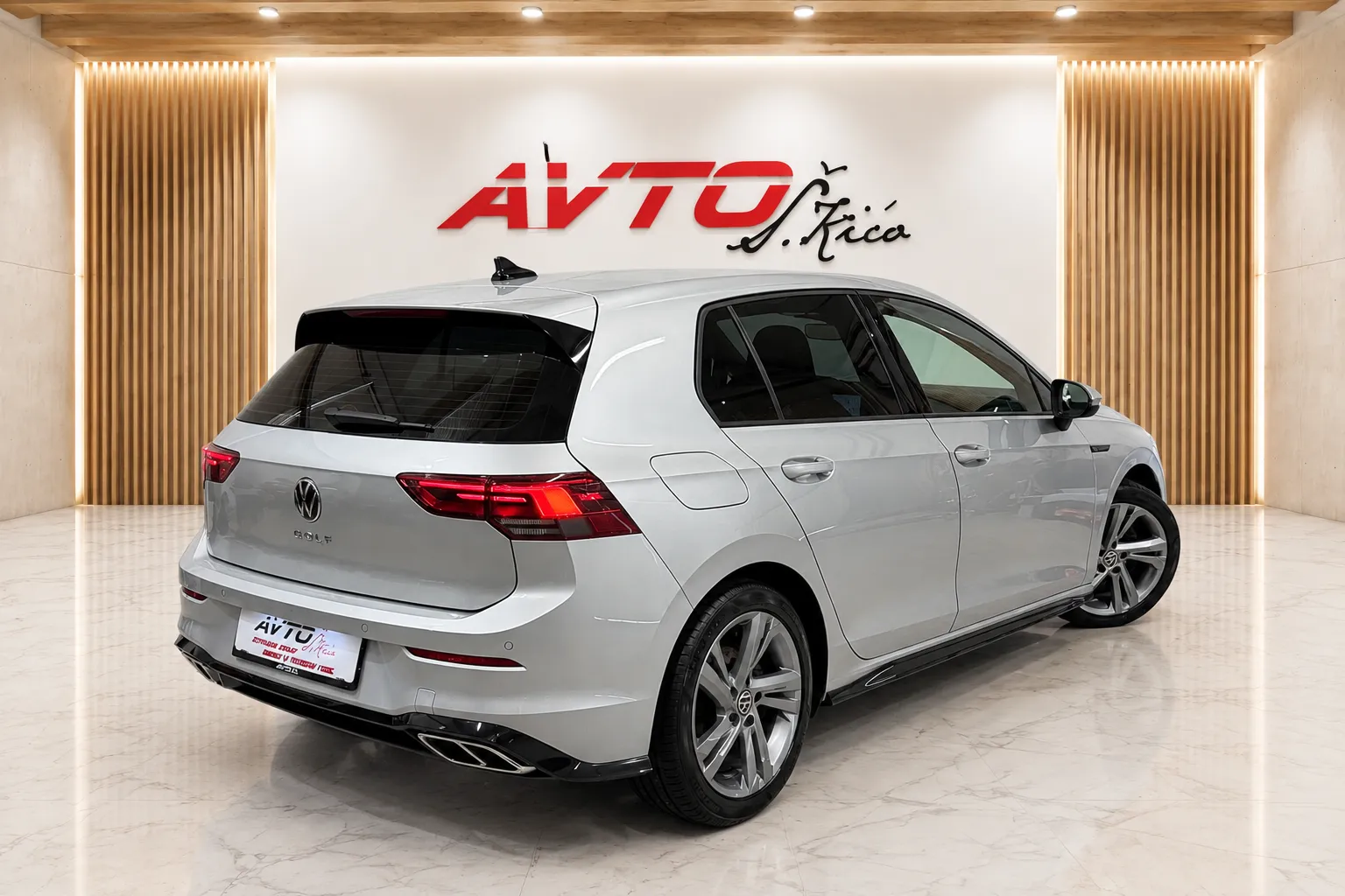 Zunanja slika - Volkswagen Golf - 1.5 TSI-R-LINE-ACC-VIRTUAL-LED-KAMERA-NAVI-PDC - 4